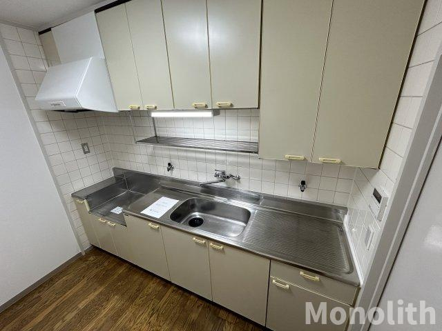 和泉市いぶき野３丁目の賃貸マンションのキッチン