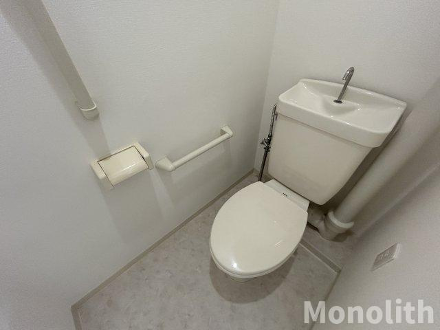 和泉市いぶき野３丁目の賃貸マンションのトイレ