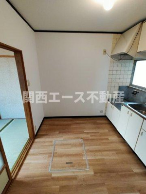  | 南荘町貸家