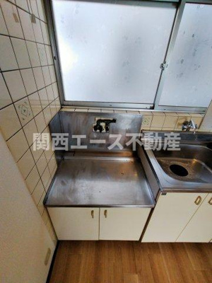  | 南荘町貸家