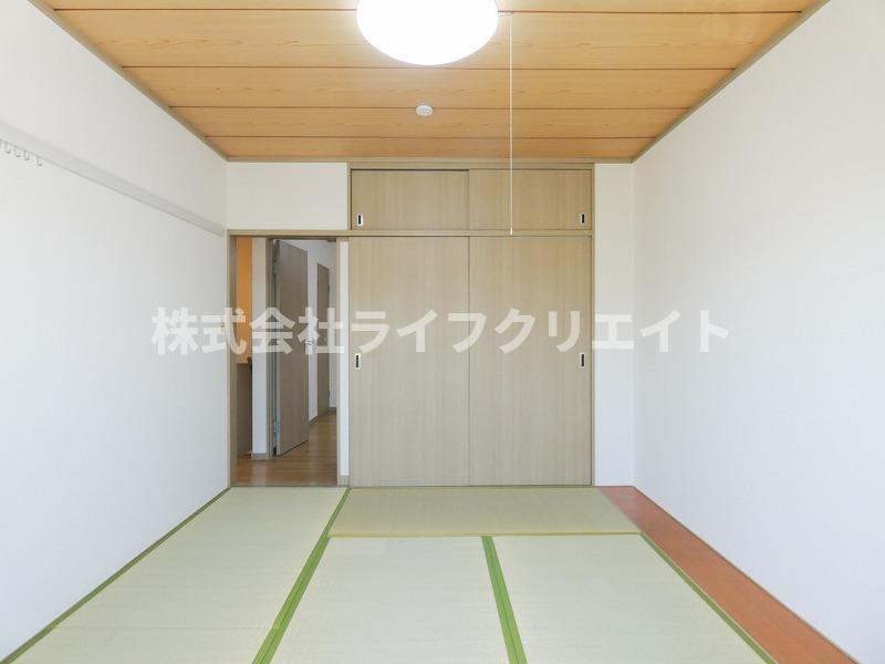 ブリージングタウン百草園の和室