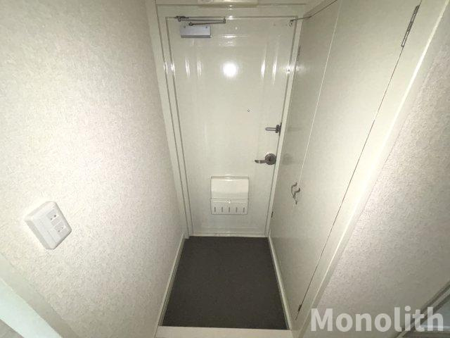 津久野南５号棟の玄関