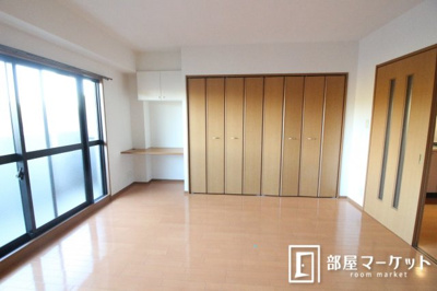 【居間・リビング】 | ピュアライフ | 同型タイプ