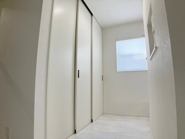 森南町2丁目 中古戸建の洋室