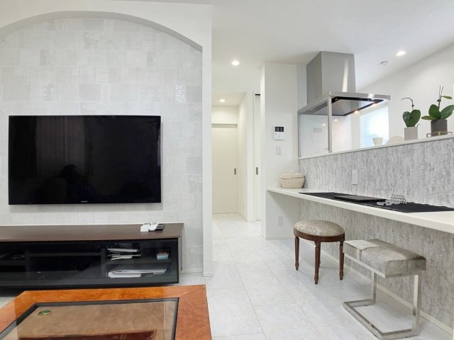 森南町2丁目 中古戸建の居間・リビング