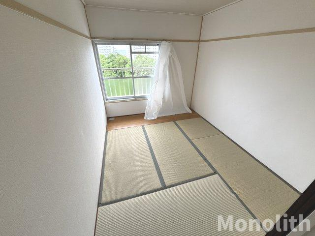 泉北茶山台２丁3番22号棟の和室