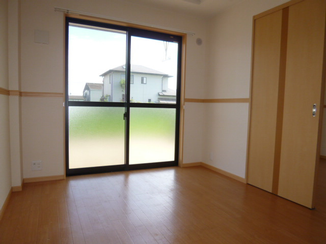 倉敷市連島町鶴新田のアパートの寝室