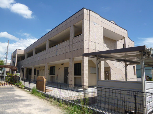 倉敷市連島町鶴新田のアパートの外観