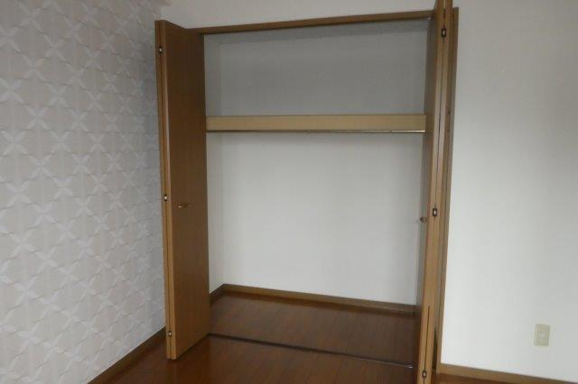 倉敷市笹沖の賃貸マンションの収納