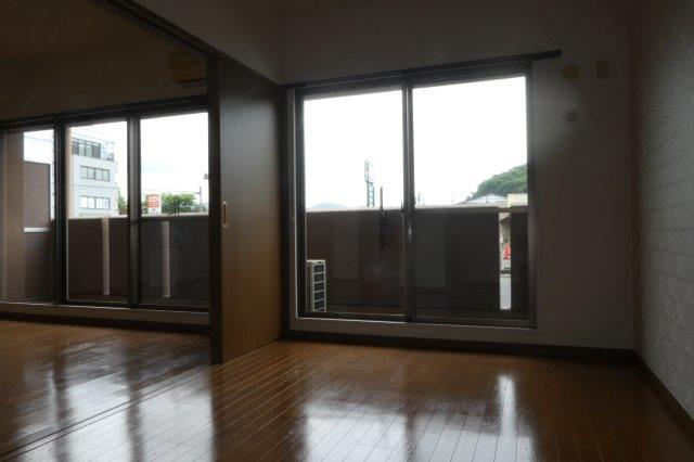 倉敷市笹沖の賃貸マンションの居間・リビング
