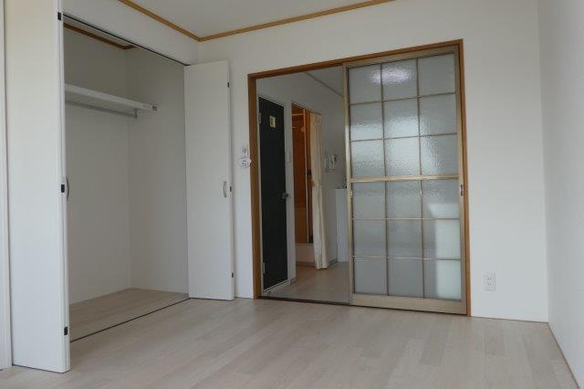 倉敷市藤戸町天城のアパートの寝室|洋室