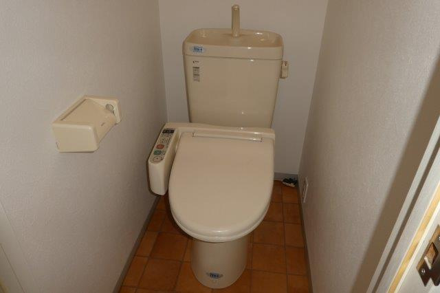 倉敷市藤戸町天城のアパートのトイレ|ウォシュレット