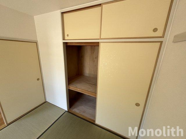 フレール鶴山台101号棟の収納