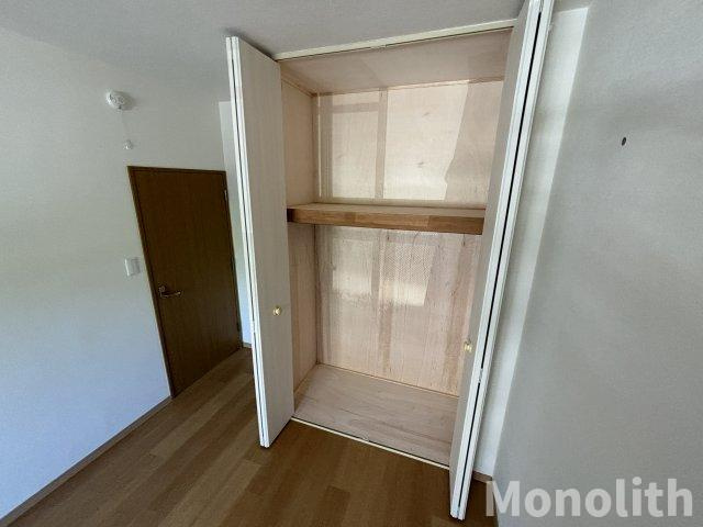 フレール鶴山台101号棟の収納