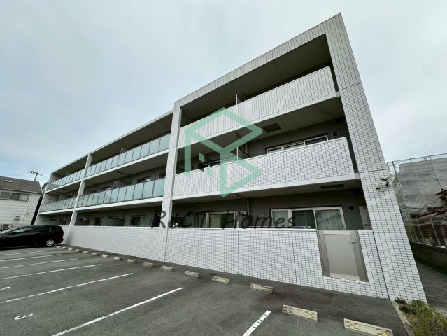 姫路市新在家１丁目の賃貸マンションの外観