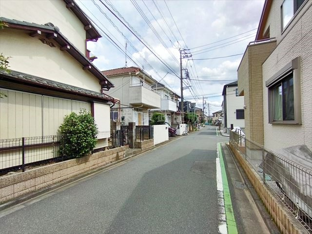 【前面道路含む現地写真】 | 入間郡三芳町藤久保　全１区画 | 住環境良好です