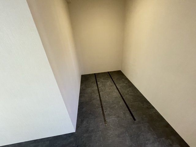 スプランディッド難波SOUTHの駐車場