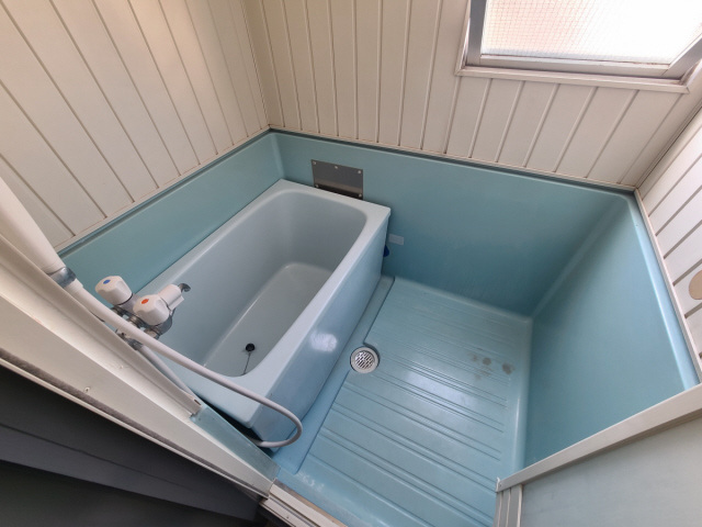 TMハイツ深江の玄関