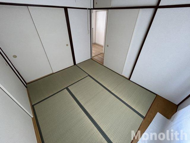 鶴山台36号棟の和室