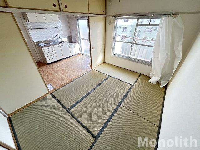 鶴山台25号棟の内装