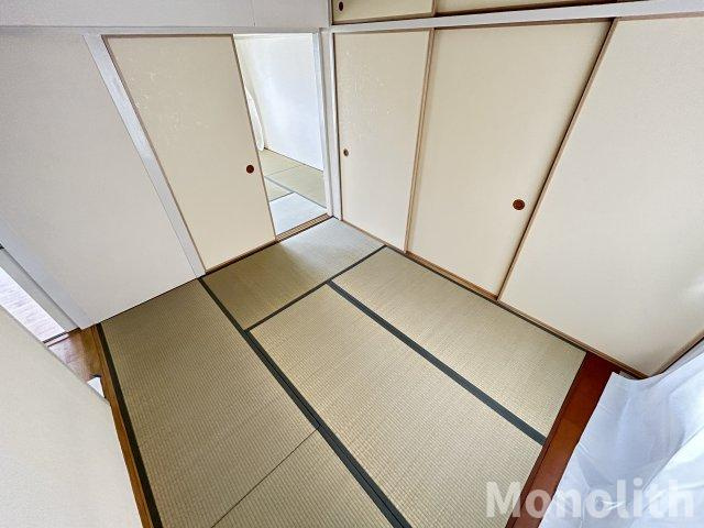 鶴山台25号棟の和室