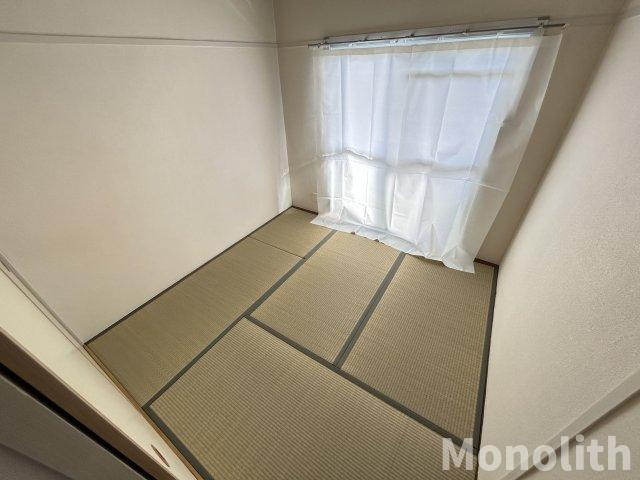 鶴山台25号棟の和室