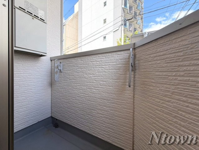 【バルコニー】 | ハーモニーテラス栄イースト | お洗濯にも便利なバルコニー付き