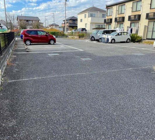 レオパレスサンクレール柏Bの駐車場|画像5