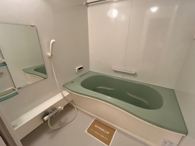 アートマン榮の浴室
