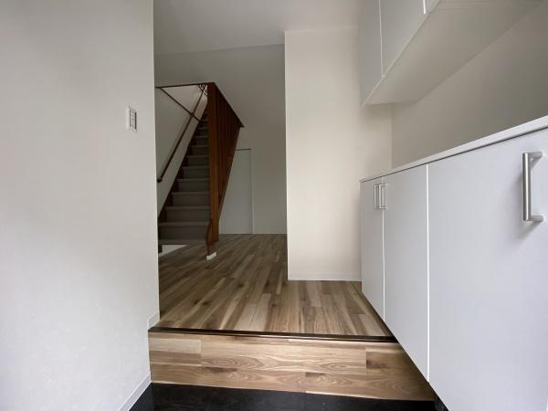 【玄関】 | 垂水区歌敷山4丁目　中古戸建