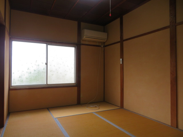 西今宿橋本貸家の寝室