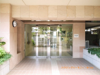 【エントランス】