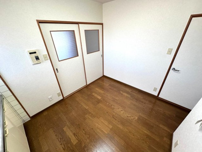 【居間・リビング】 | 和泉ハイツ本館