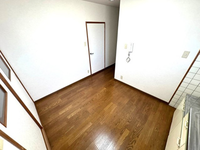 【居間・リビング】 | 和泉ハイツ本館