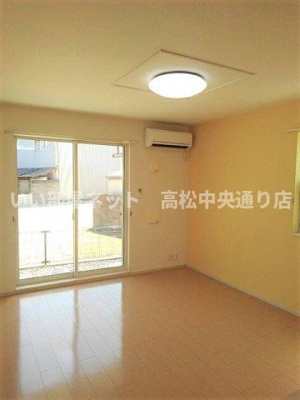 【居間・リビング】 | アルファ・ムスカェ