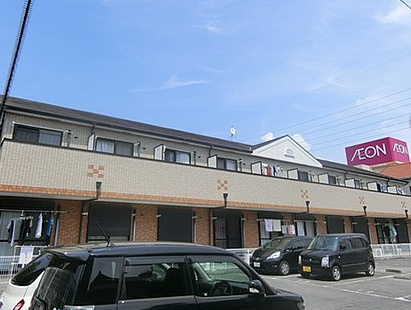 グリシーナコートの駐車場|カースペースがあります