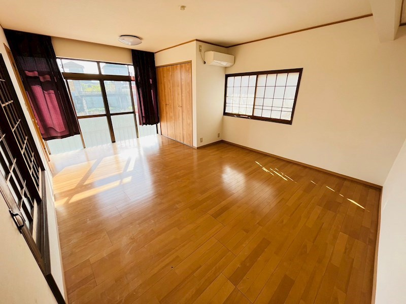 熊本市北区打越町の一戸建ての洋室