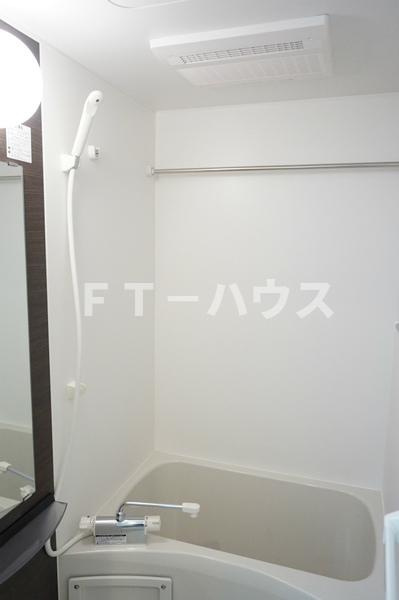 リブリ・サニーサイドの浴室