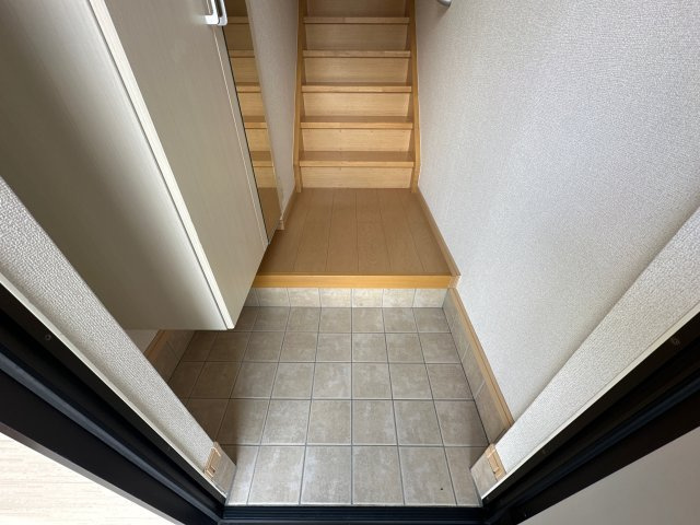 グレイス高山の玄関