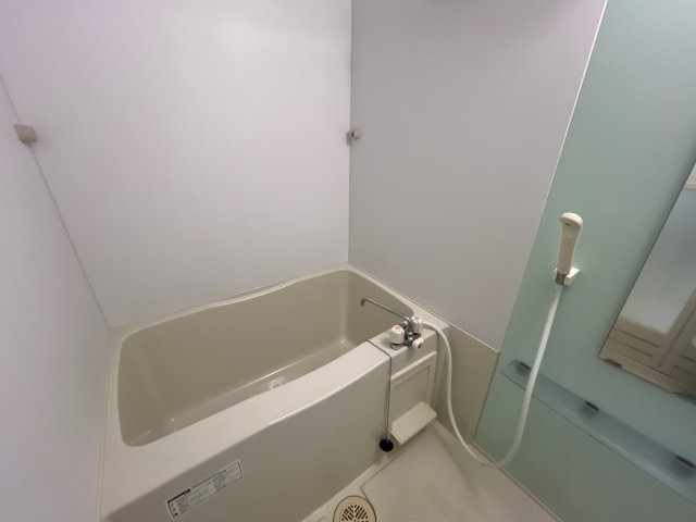 サンシャイン砥堀の浴室