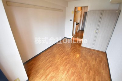 【洋室】 | ピーコック・ハウス