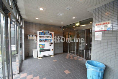 【ロビー】 | ピーコック・ハウス