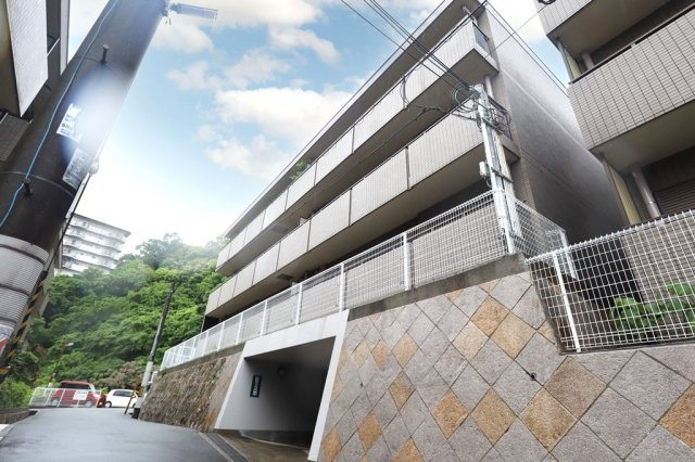 ディオレ新神戸D棟の外観|外観です