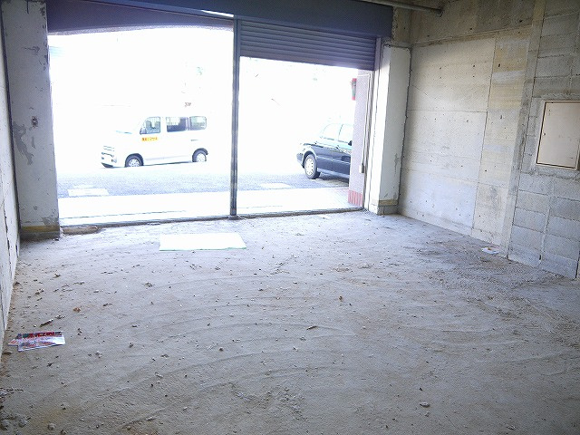 平城駅前三和マンション(店舗)の内装