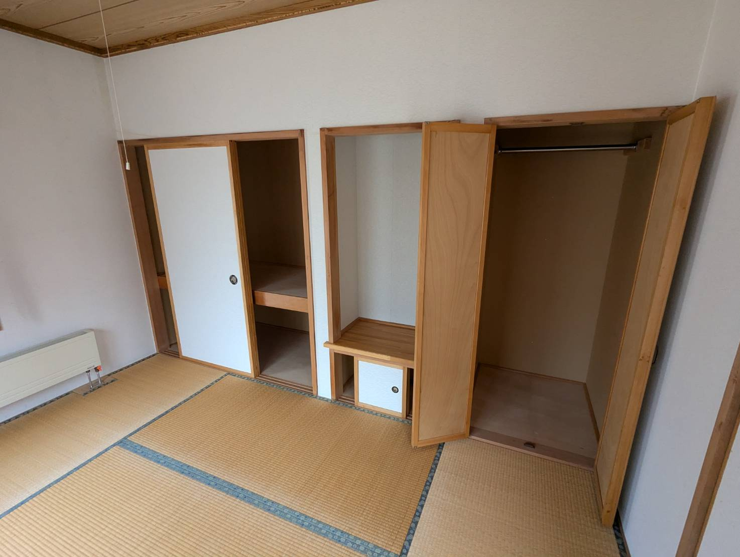 文苑4丁目37-21貸家の収納