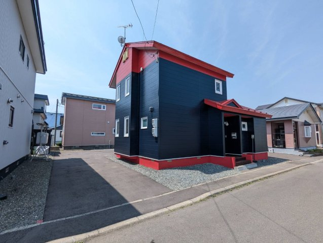 文苑4丁目37-21貸家の外観