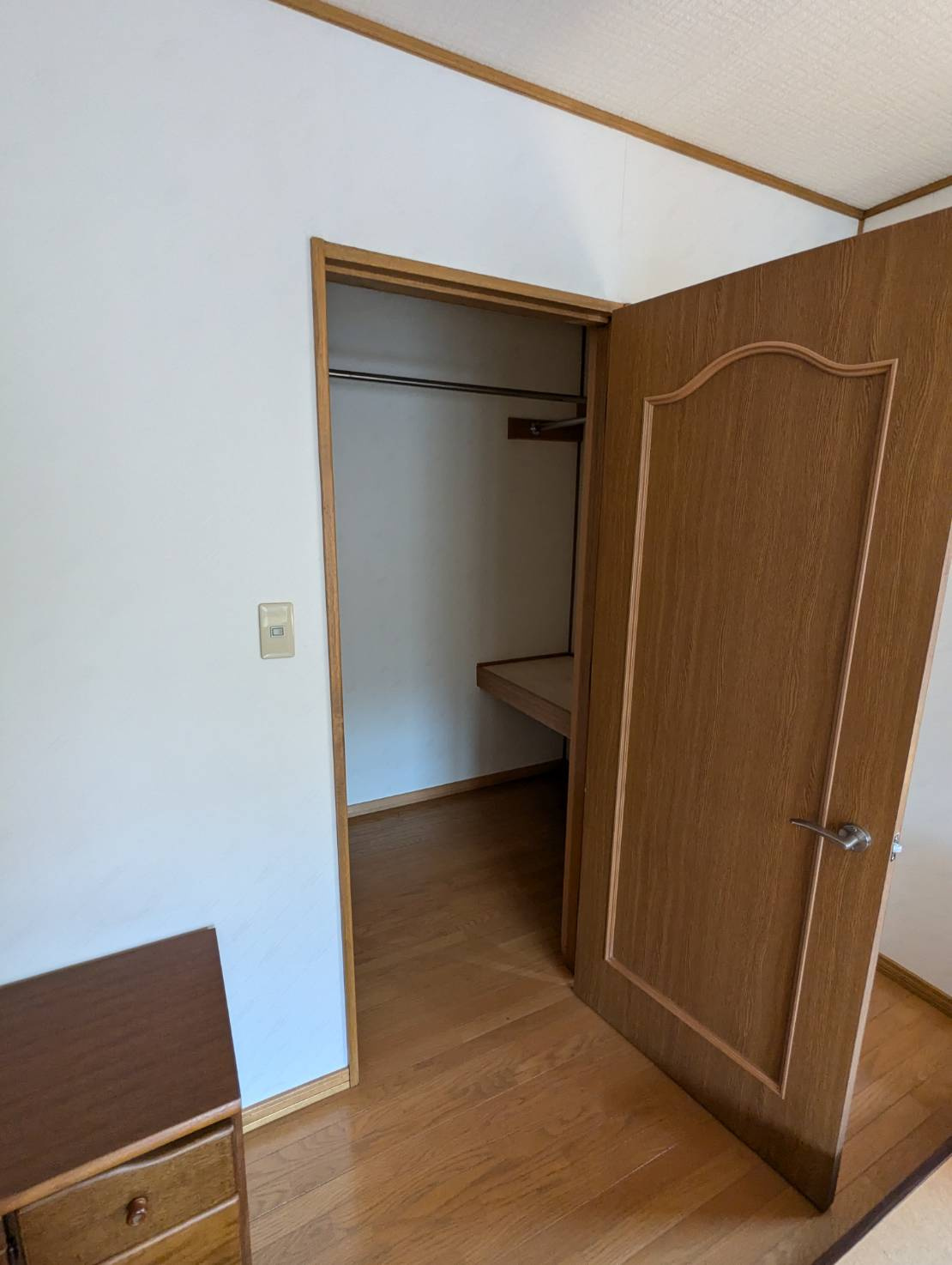 文苑4丁目37-21貸家の収納