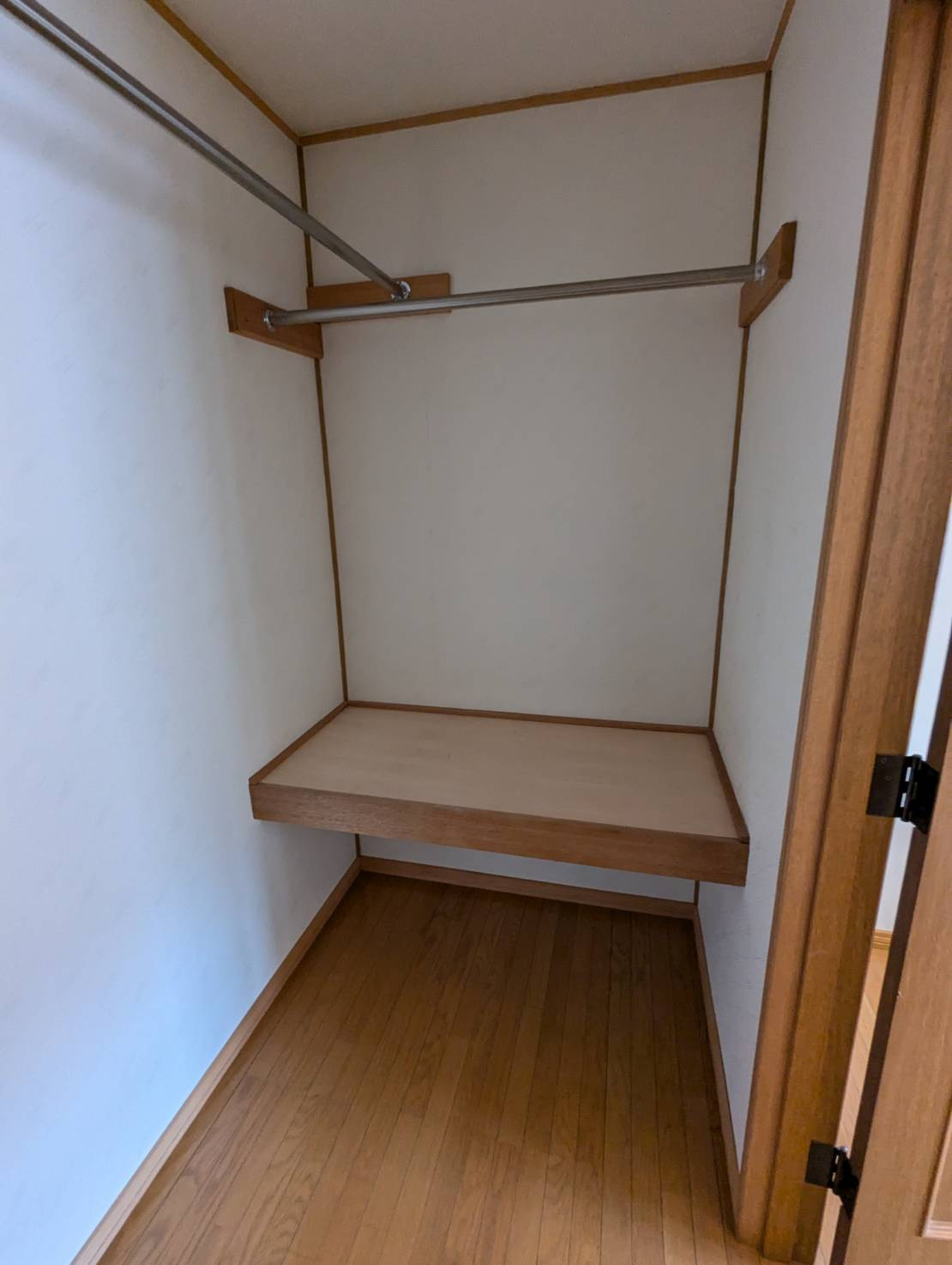 文苑4丁目37-21貸家の収納