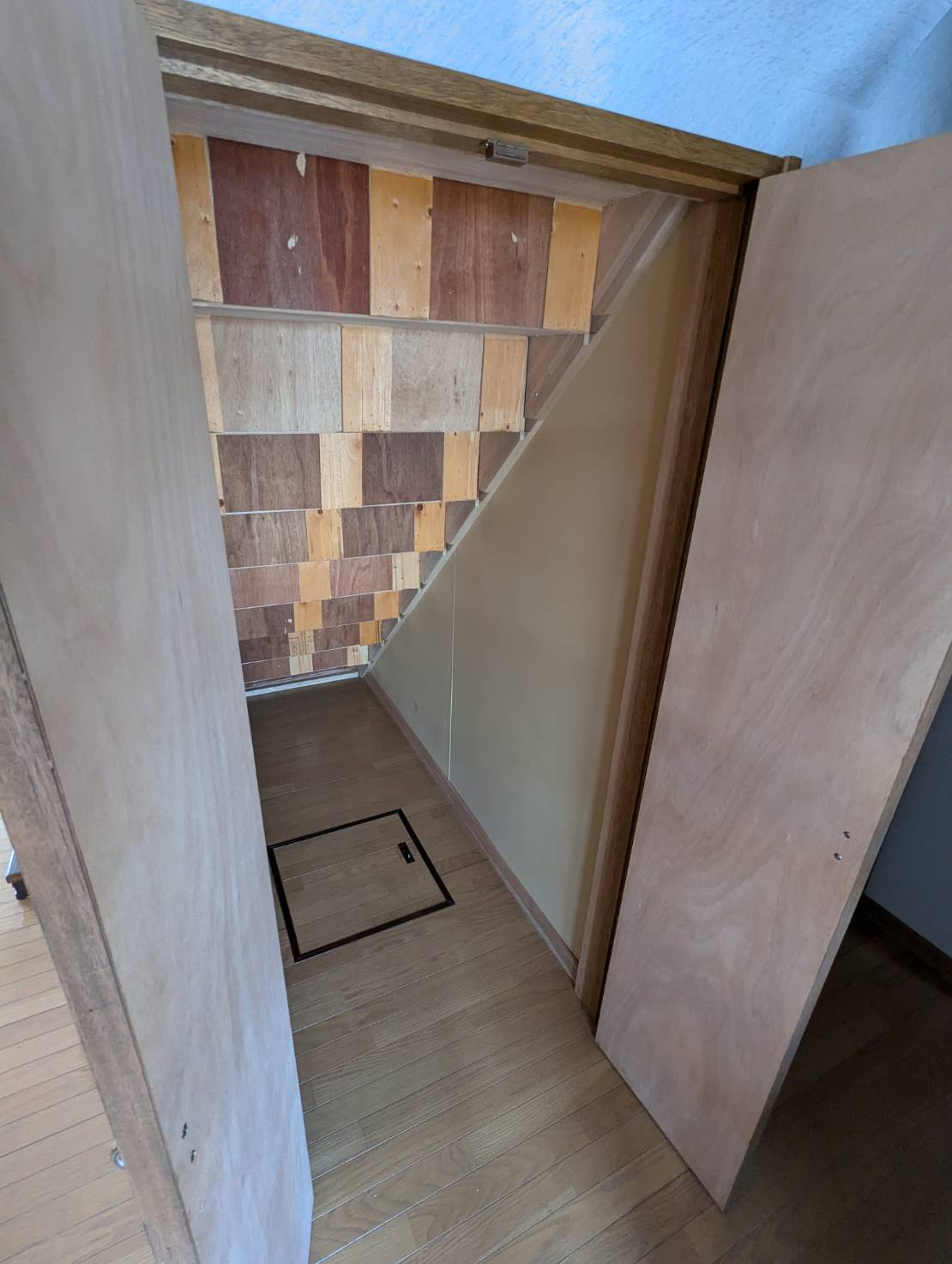 文苑4丁目37-21貸家の収納