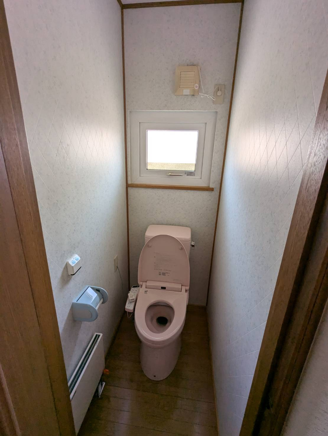 文苑4丁目37-21貸家のトイレ